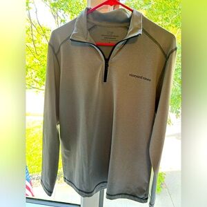 Men’s small quarter zip long sleeve pullover